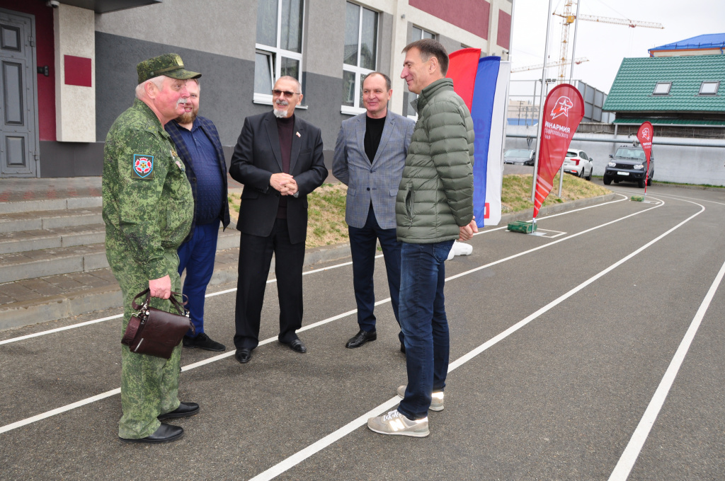 В Центре военно-спортивной подготовки в Ставрополе курс молодого бойца может пройти каждый 