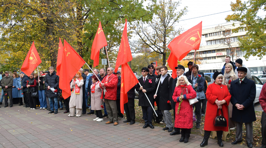 «Эта песня, дружище, твоя и моя»: комсомолу – 106 лет!