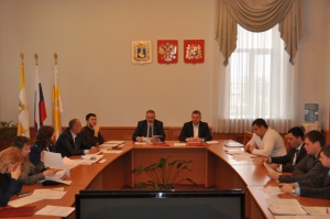 В Ставропольской городской Думе состоялось заседание комитета по законности и местному самоуправлению под руководством Виктора Надеина