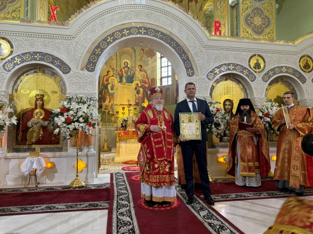 Первый заместитель председателя Ставропольской городской Думы Евгений Пятак удостоен архиерейской грамоты