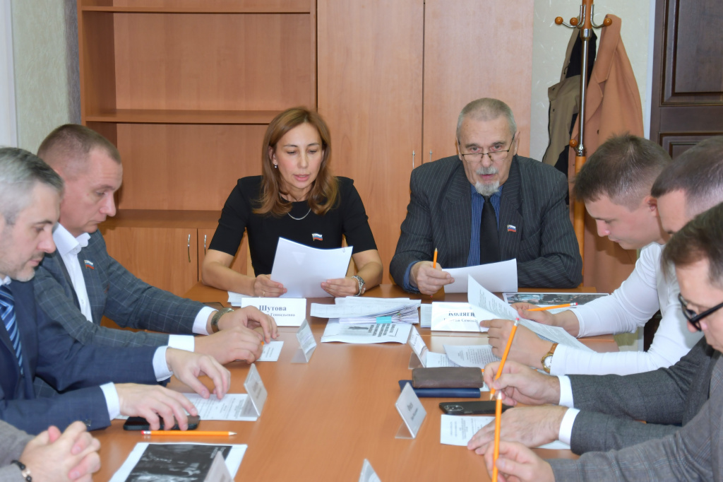 В фокусе внимания – итоги ГИА и работа по патриотическому воспитанию