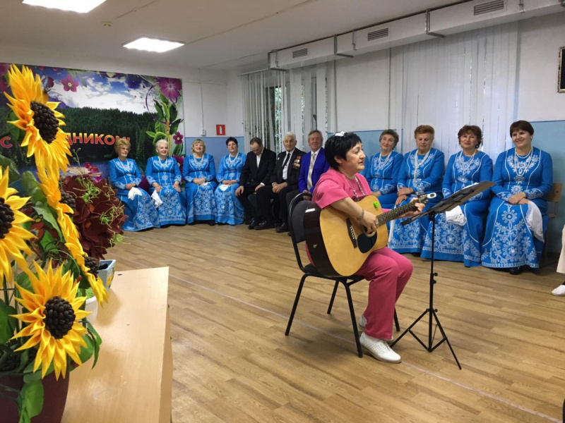 Музыкальный подарок для «золотого поколения» Музыкальный подарок для «золотого поколения»