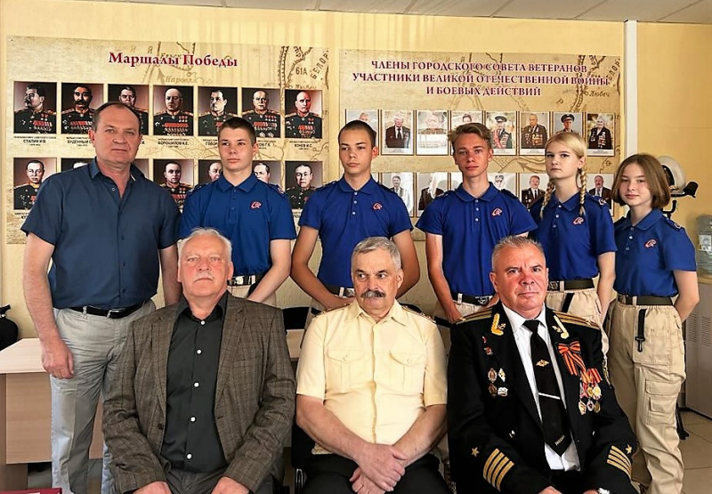 О славе российского флота и сложностях военной службы рассказали ставропольским кадетам О славе российского флота и сложностях военной службы рассказали ставропольским кадетам