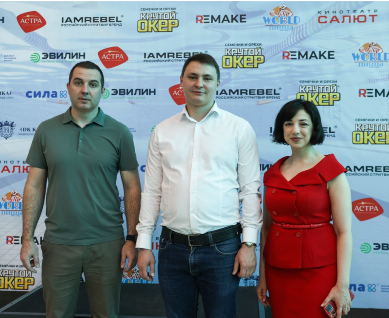 Депутаты Тамерлан Чершембеев и Иван Фиев поощрили организаторов городского Турнира по плаванию среди спортсменов-любителей