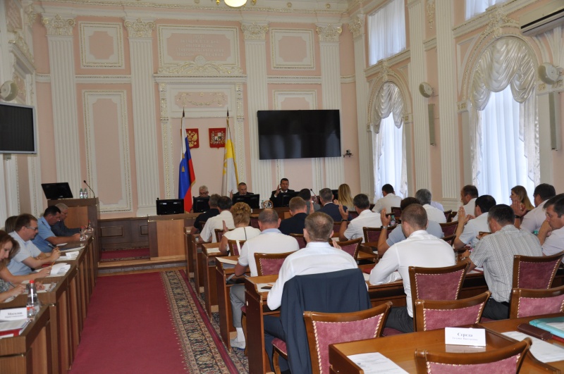 Депутаты откорректировали Устав и бюджет Ставрополя