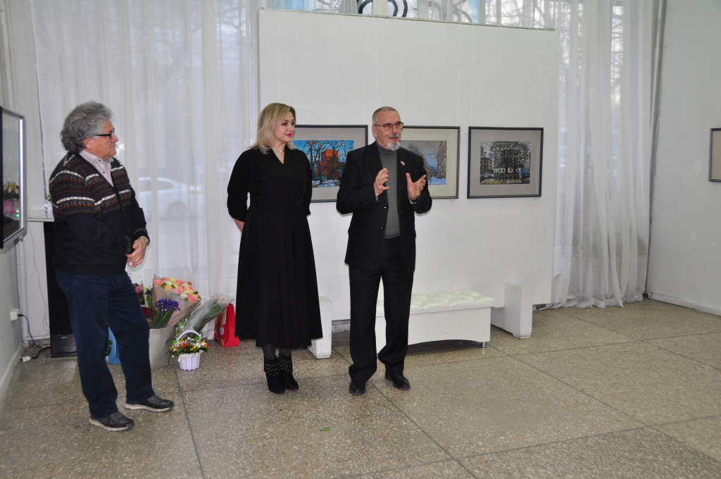 Нежно, вдохновенно, женственно