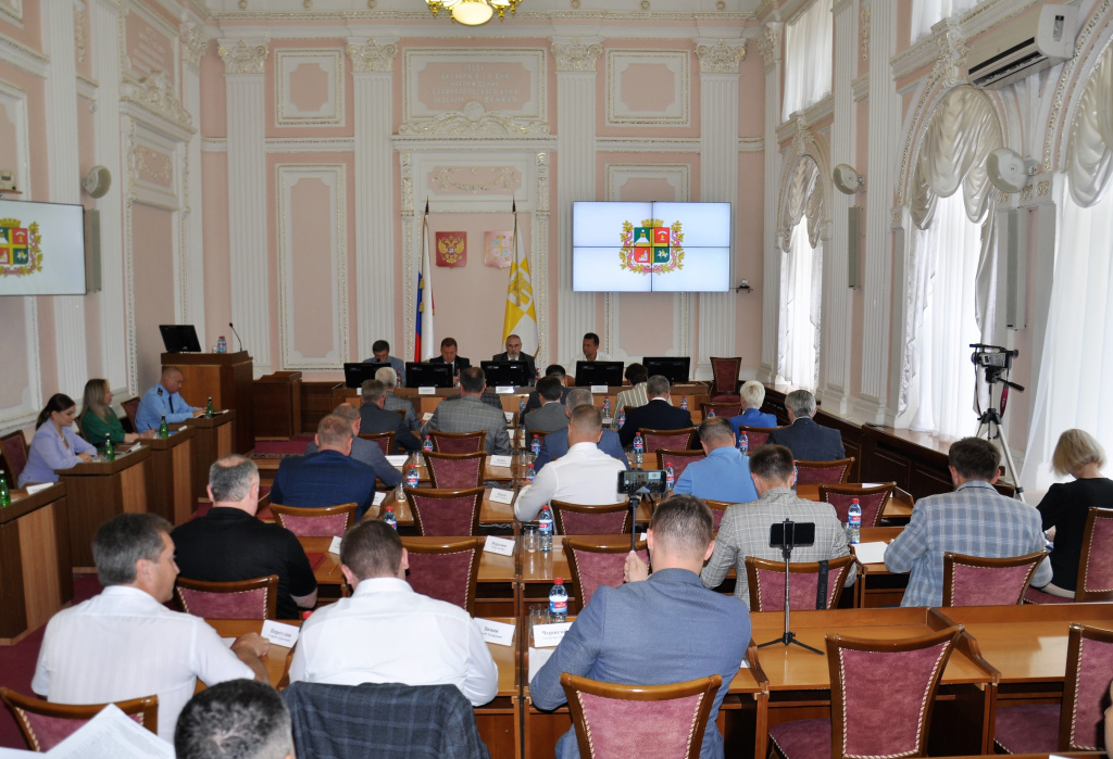 Корректировки бюджета и новые полномочия КУМИ