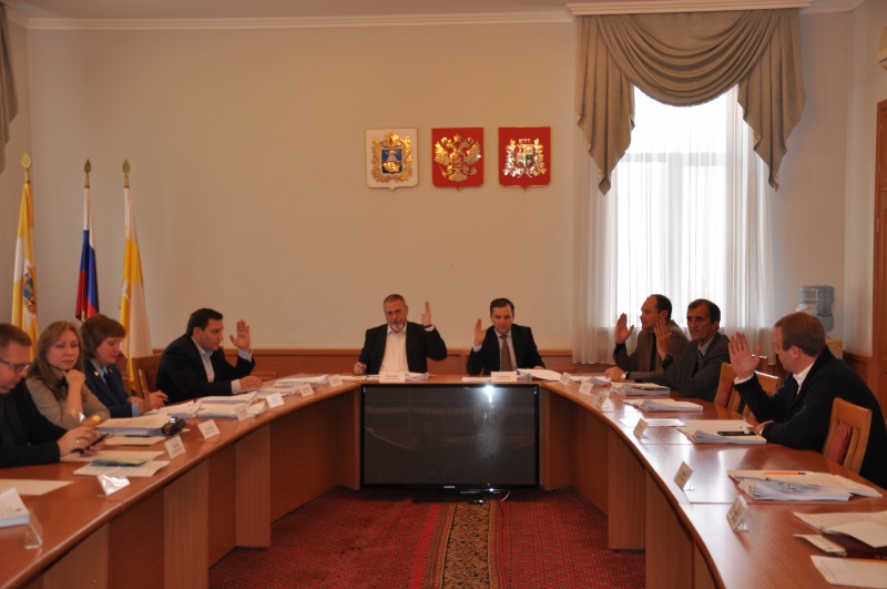 В Ставропольской городской Думе состоялось заседание комитета по законности и местному самоуправлению под председательством Сергея Соловьева. 