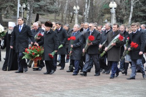 В Ставрополе у мемориала «Огонь Вечной Славы» состоялся торжественный митинг, посвященный 70-летию освобождения города от немецко-фашистских захватчиков