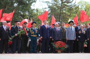 9 мая в Ставрополе состоялись торжественные мероприятия, приуроченные к празднованию 69-й годовщины Великой Победы