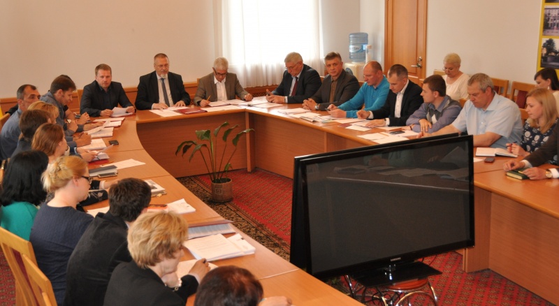 Отчет главы администрации рассмотрели на совместном заседании комитетов Ставропольской городской Думы